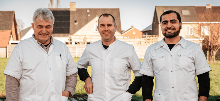 s'associer en tant que médecin