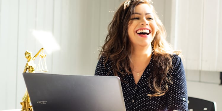 Les avocats sont-ils assujettis à la TVA ?