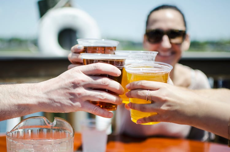 Een zomerbar uitbaten: hier moet je aan denken