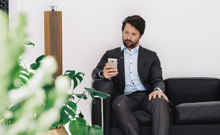 Une aide pour les indépendants timides : 12 conseils pour nouer des contacts